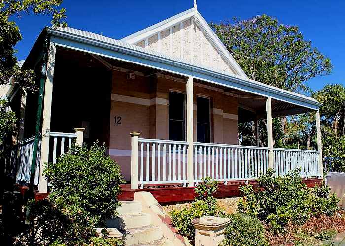 verandah-timber-balustrade