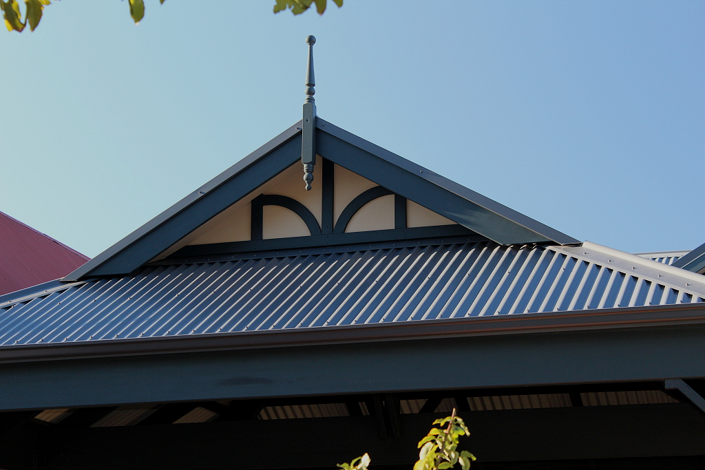 Double timber Carport with Colorbond Dutch gable roof 